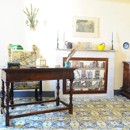 Palazzo Bechelloni דירה *
