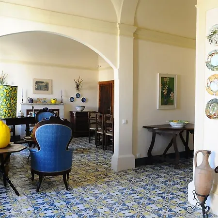 Palazzo Bechelloni דירה *