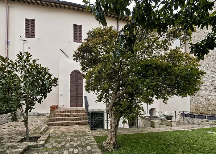 Palazzo Bechelloni * Montefalco