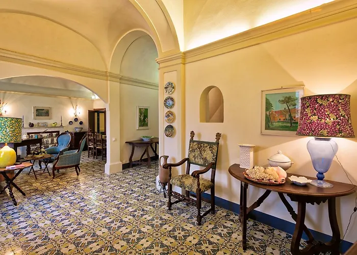 Palazzo Bechelloni * Montefalco