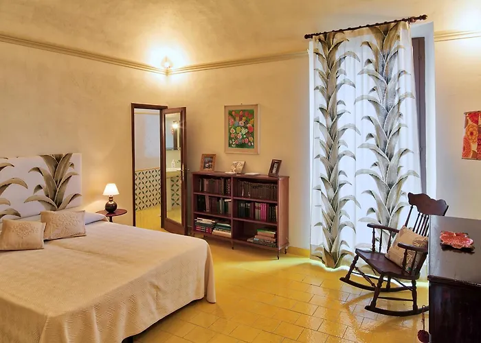 Palazzo Bechelloni * Montefalco